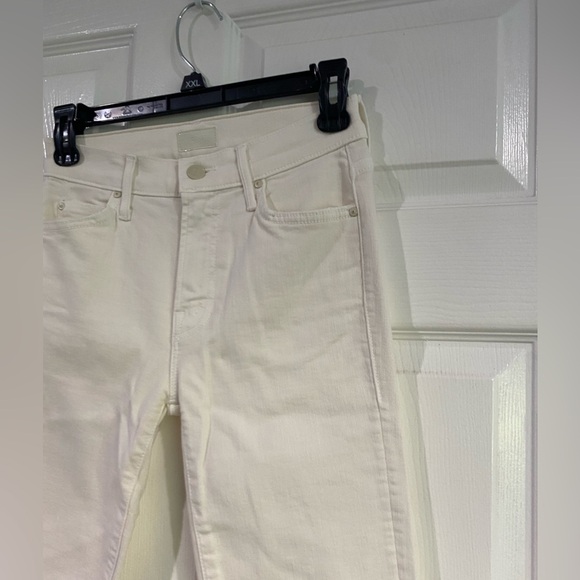 Mother The Rascal Crop Fray Jeans In Cream Puffs Size 25 Casual Trendy Preppy - Picture 5 of 15